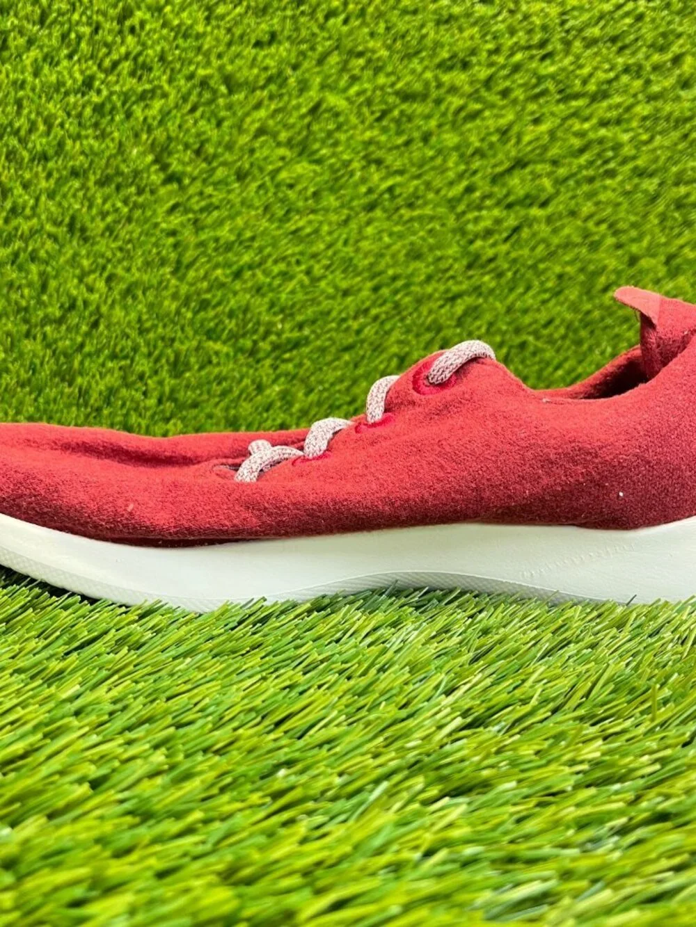 Allbirds Wool Runners Womens Size 9 Red White Athletic Running Shoes‎ Sneakers